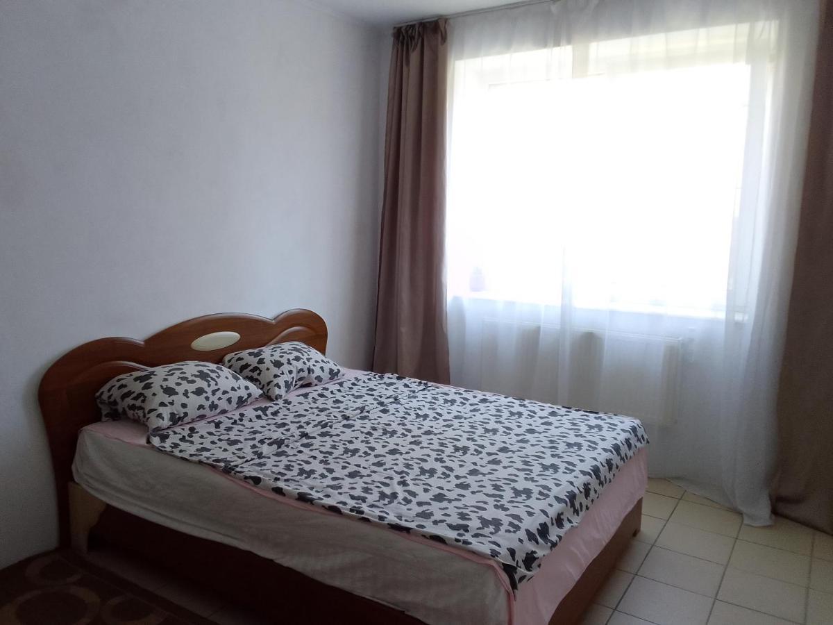 Apartment Mlynivs'Ka 29 A Rivne Exterior foto
